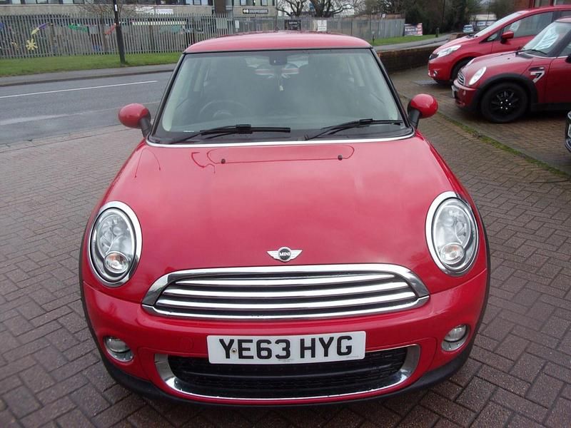 Used Mini One D Hatch 90 HP (66 kW) 2013 Red Hatchback