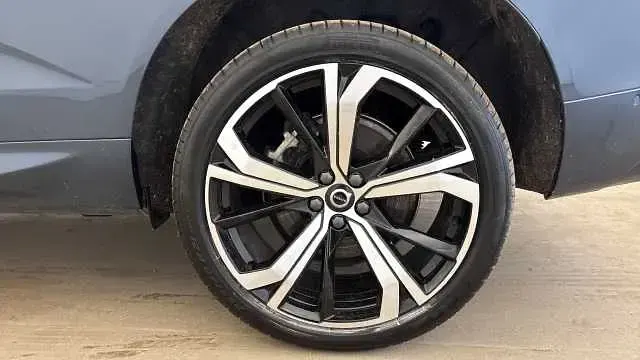 Used Volvo XC60 Ultra 247 HP (181 kW) 2025 Blue SUV