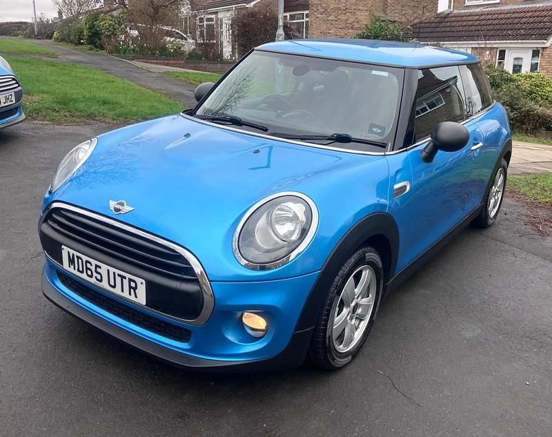 Used Mini ONE Hatch 102 HP (75 kW) 2015 Blue Hatchback