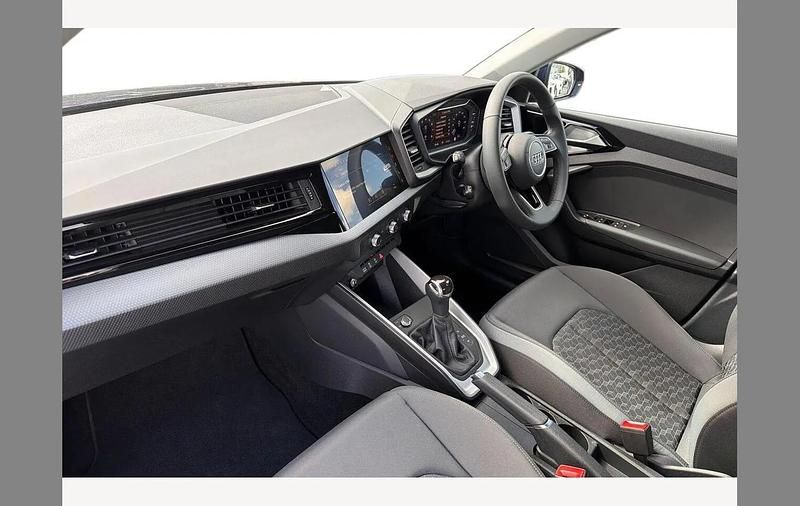 Used Audi A1 Sport 116 HP (85 kW) 2025 Blue SUV