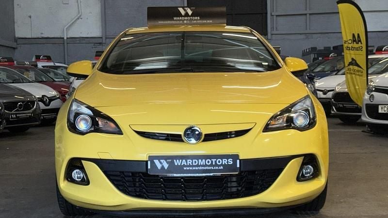 Used Vauxhall Astra GTC Edition 2015 Yellow Hatchback