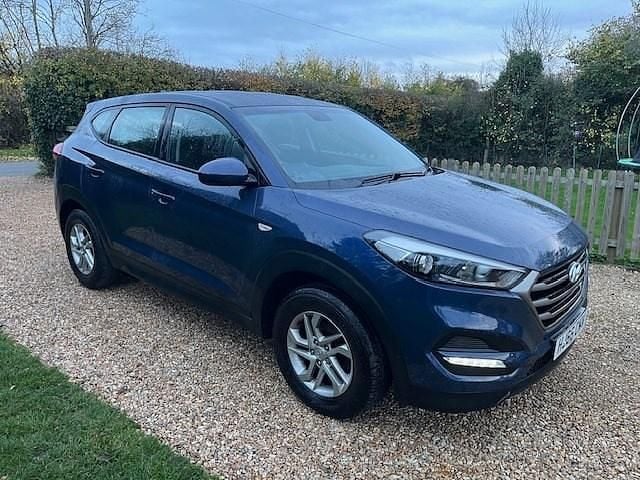 Blue Used 2017 Hyundai Tucson SUV | £8,450 (Super price) - Image 1/4