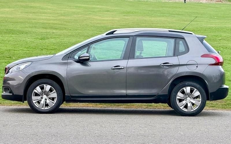 Used Peugeot 2008 Active 82 HP (60 kW) 2018 Grey SUV