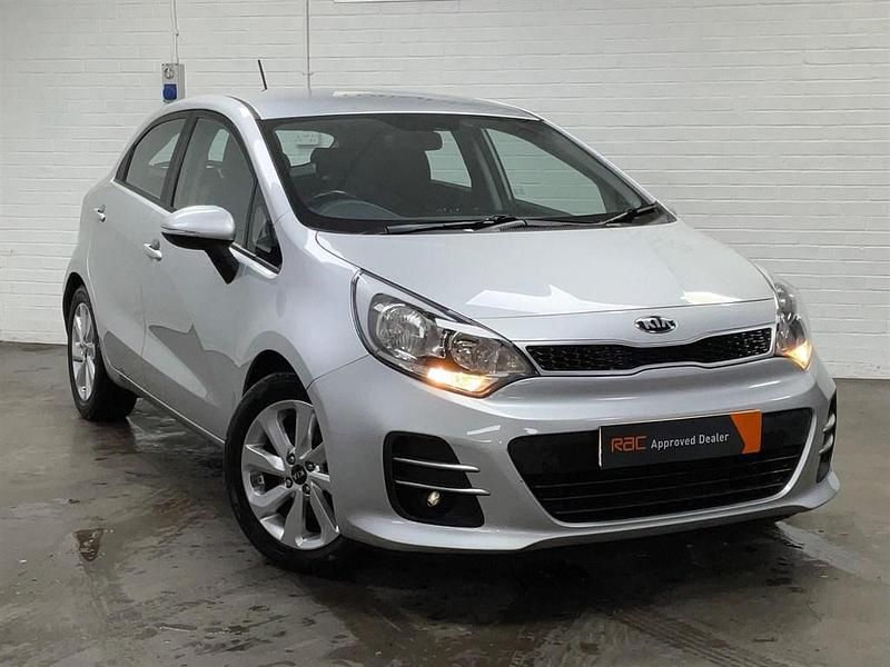 Used Kia Rio 2015 Silver Hatchback
