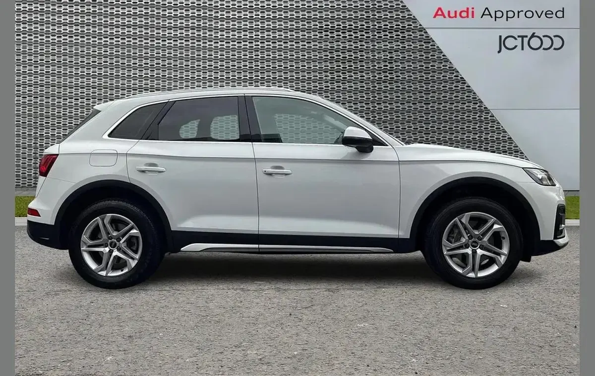 Used Audi Q5 Sport 200 HP (147 kW) 2021 White SUV