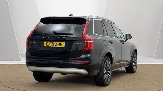 Used Volvo XC90 Momentum 232 HP (170 kW) 2022 SUV