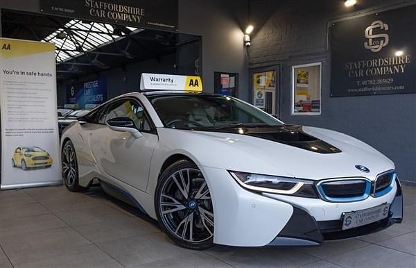 Crystal white pearl metallic Used 2016 BMW i8 Coupe | £39,990 (Fair price) - Image 1/1