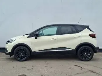 Used Renault Captur Dynamique 90 HP (66 kW) 2017 Cream SUV