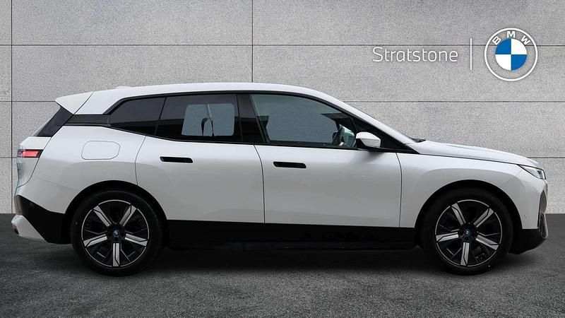 Used BMW iX M Sport 236 kW (322 HP) 2022 White SUV