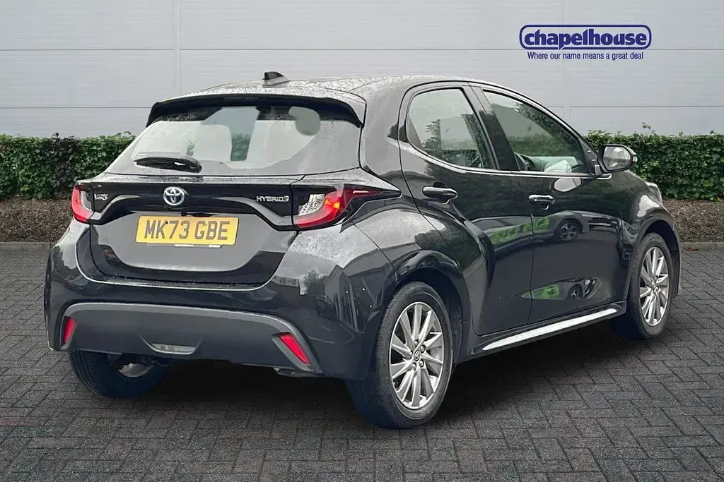 Used Toyota Yaris 116 HP (85 kW) 2023 Black Hatchback