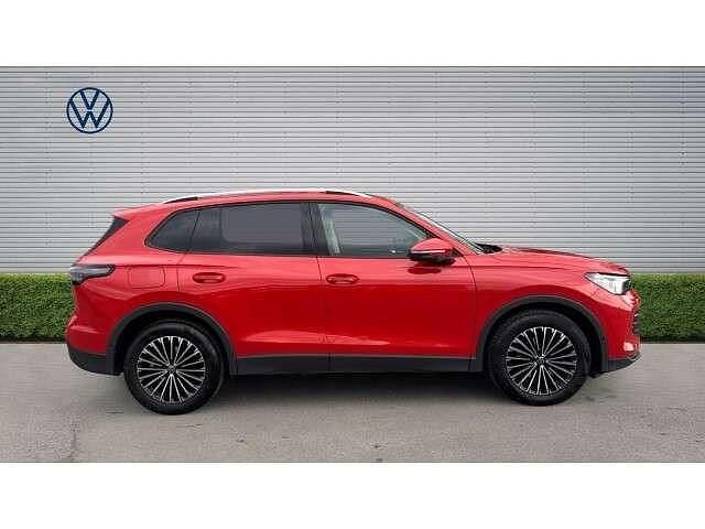 Used VW Tiguan Life 150 HP (110 kW) 2021 Blue SUV