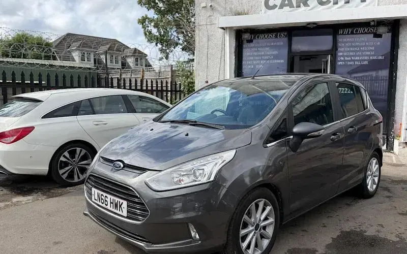 Used Ford B-MAX Titanium 105 HP (77 kW) 2016 Grey MPV