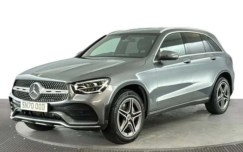 Usado Mercedes GLC300 AMG line 258 HP (189 kW) 2022 Carrinha