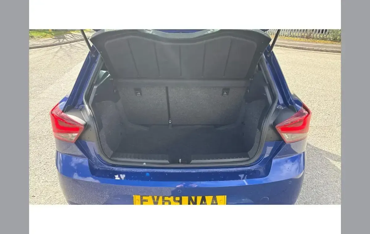Used Seat Ibiza XCELLENCE Lux 94 HP (69 kW) 2019 Blue Hatchback