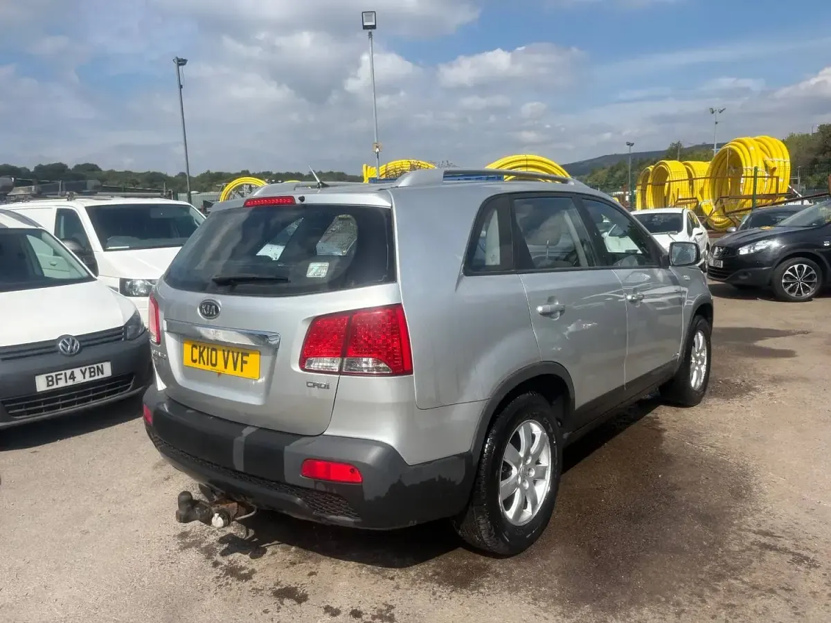 Used Kia Sorento 2010 Silver SUV