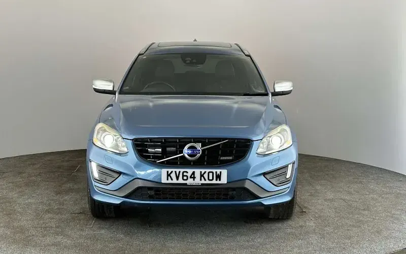Used Volvo XC60 R-Design 181 HP (133 kW) 2014 Blue SUV