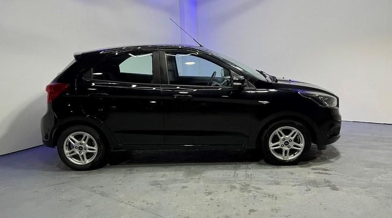 Used Ford Ka Plus Zetec 70 HP (51 kW) 2016 Black Hatchback