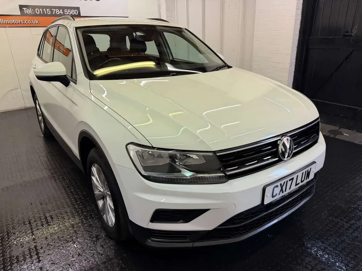 Used VW Tiguan S 150 HP (110 kW) 2017 White SUV