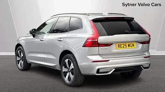 Used Volvo XC60 Plus 345 HP (253 kW) 2025 Silver SUV