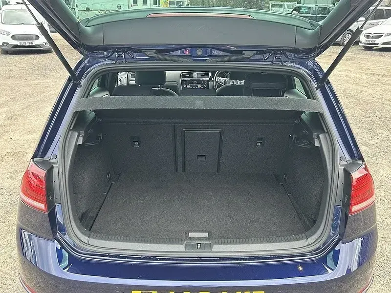 Używany VW Golf VII R-line Edition 2020 Niebieski Hatchback