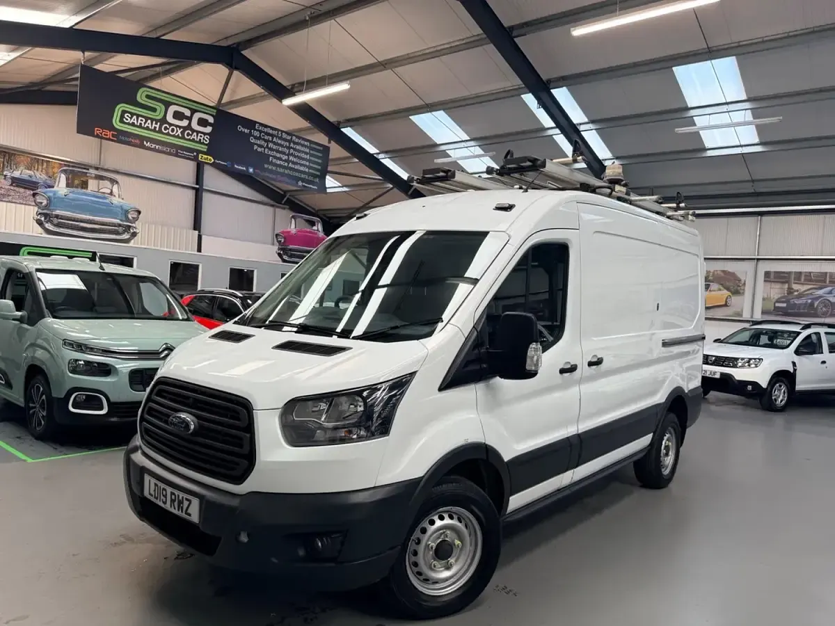 Used Ford Transit 130 HP (95 kW) 2019 White Van