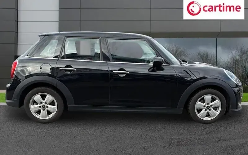 Used Mini Cooper Classic 136 HP (100 kW) 2022 Black Hatchback