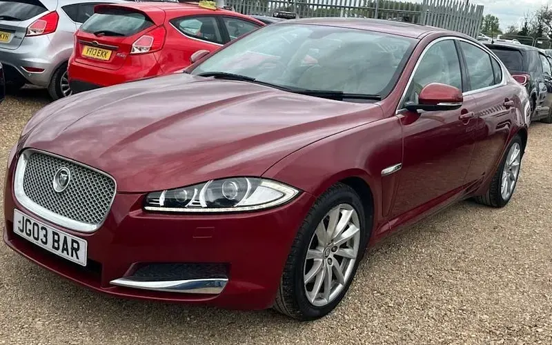 Used Jaguar XF Premium Luxury 241 HP (177 kW) 2013 Red Sedan