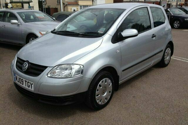 Begagnad VW Fox 2009 Halvkombi