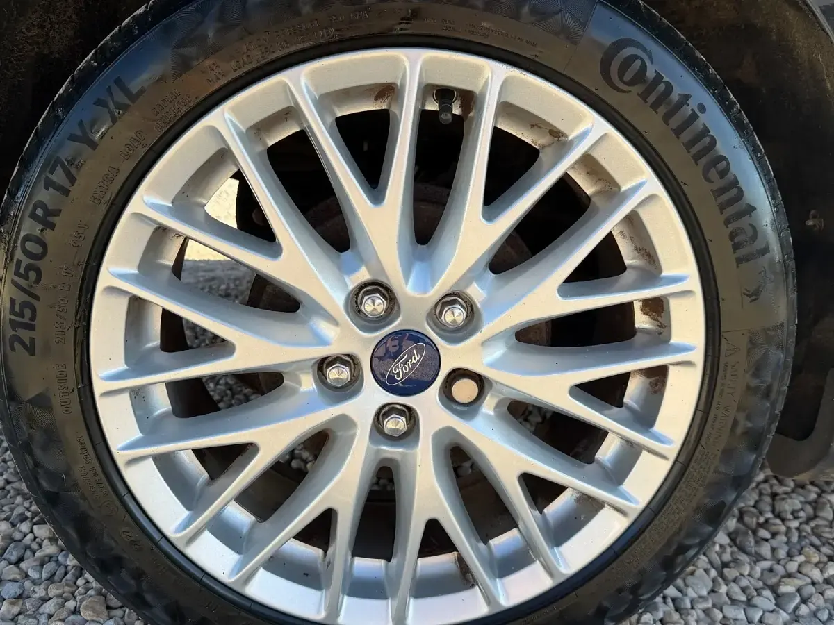 Used Ford Focus Zetec 2014 Black Estate