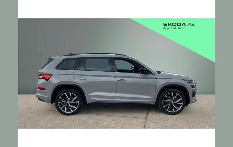 Used Skoda Kodiaq SportLine 200 HP (147 kW) 2022 Grey SUV
