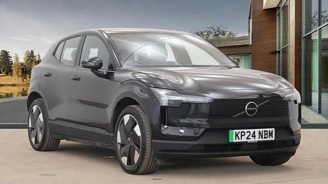 Used 2024 Volvo EX30 Performance SUV | £27,490 (Good price) - Image 1/4