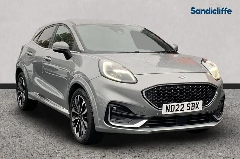 Solar silver (premium paint) Used 2022 Ford Puma Gen-E ST-Line Hatchback | £16,738 (Fair price) - Image 1/4