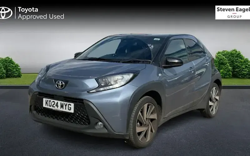 Used Toyota Aygo X 72 HP (52 kW) 2024 Blue SUV