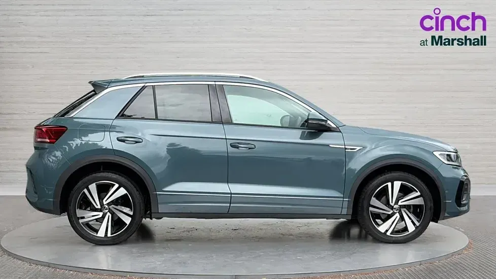 Used VW T-Roc R-line 150 HP (110 kW) 2023 Blue SUV