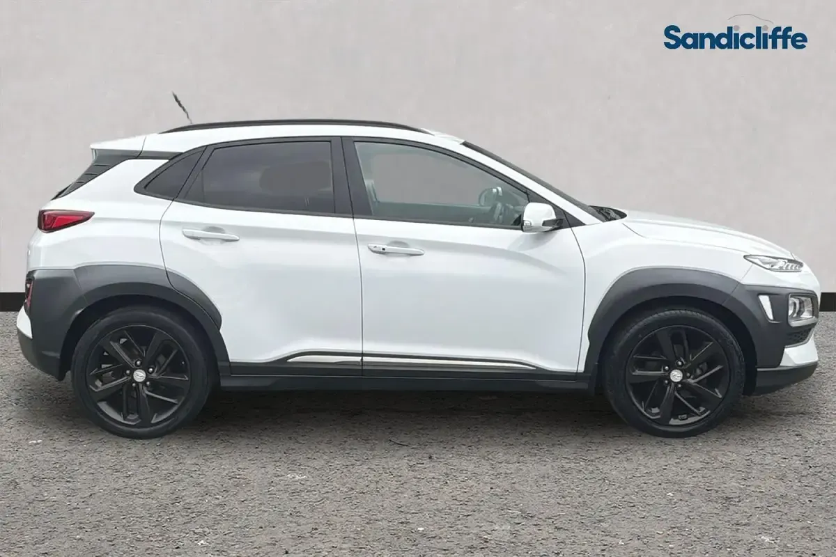 Used Hyundai Kona Premium 120 HP (88 kW) 2018 White SUV