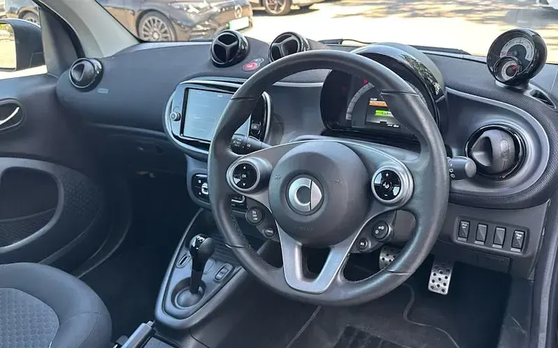 Used Smart ForTwo Coupé Premium 60 kW (82 HP) 2023 Black Hatchback