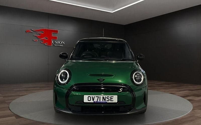 Used Mini Cooper Level 3 135 kW (184 HP) 2023 Hatchback