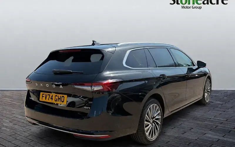 Used Skoda Superb 193 HP (141 kW) 2026 Black Estate