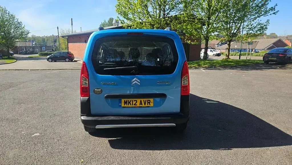 Used Citroën Berlingo XTR 110 HP (80 kW) 2012 Blue MPV