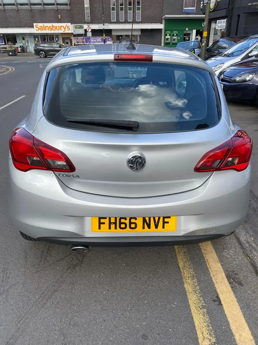 Used Vauxhall Corsa Sportive 95 HP (69 kW) 2016 Silver Van