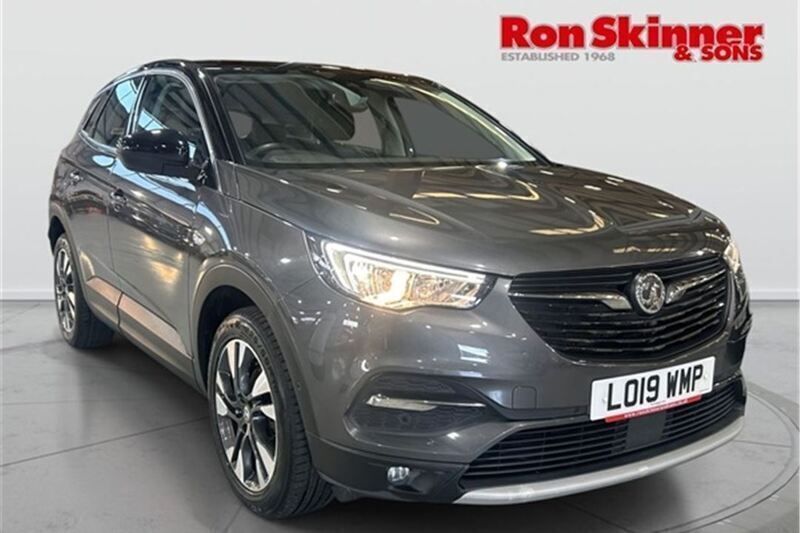 Grey Used 2019 Vauxhall Grandland X Sport SUV | £12,999 (Fair price) - Image 1/4