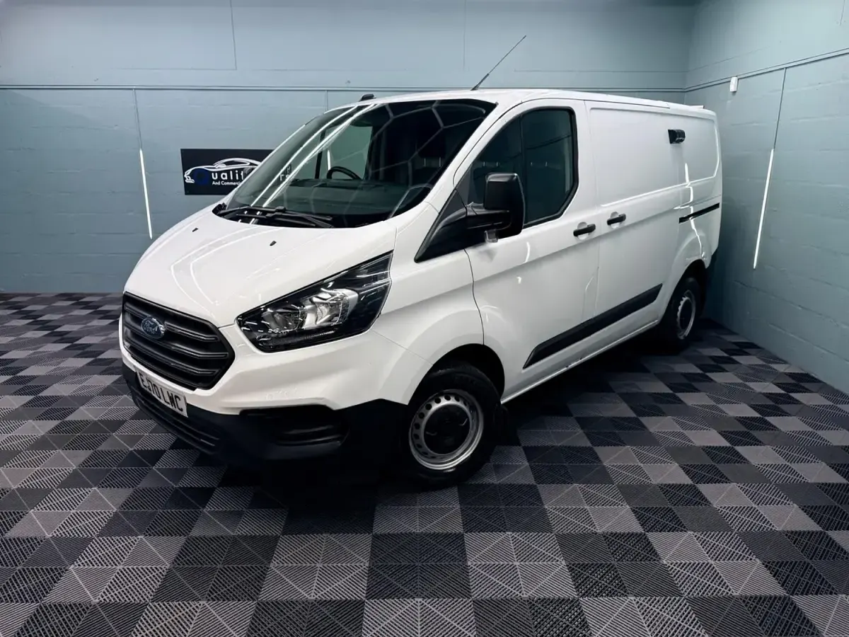 Used Ford Transit Custom S 105 HP (77 kW) 2021 White Van
