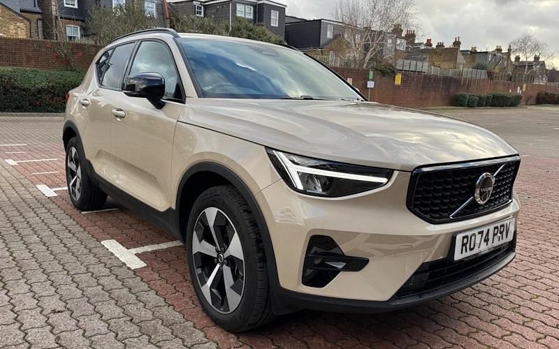 Used Volvo XC40 Plus 163 HP (119 kW) 2025 SUV
