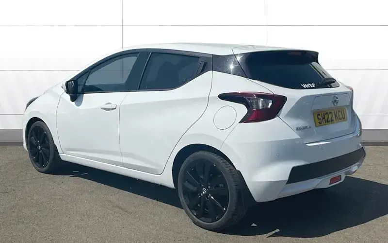 Used Nissan Micra Tekna 92 HP (67 kW) 2022 White Hatchback