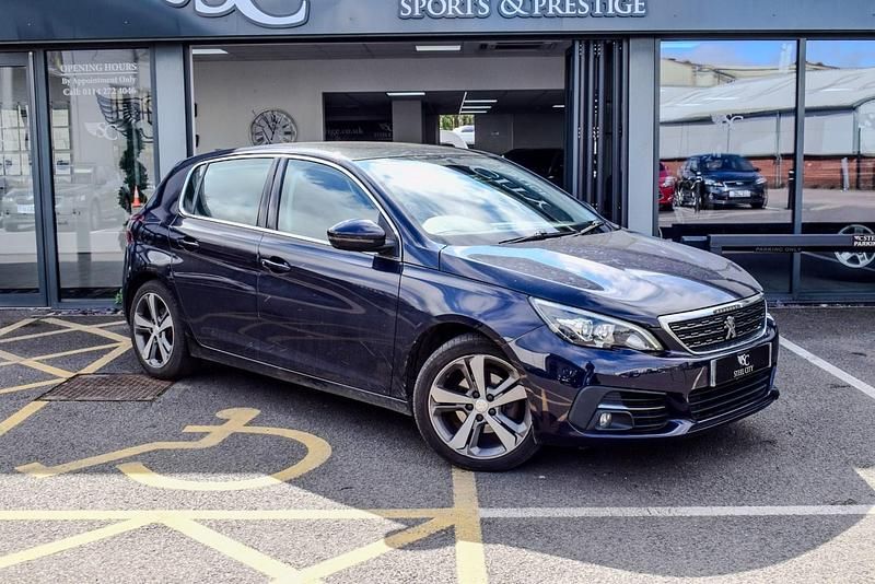 Used Peugeot 308 Allure 130 HP (95 kW) 2018 Blue Hatchback