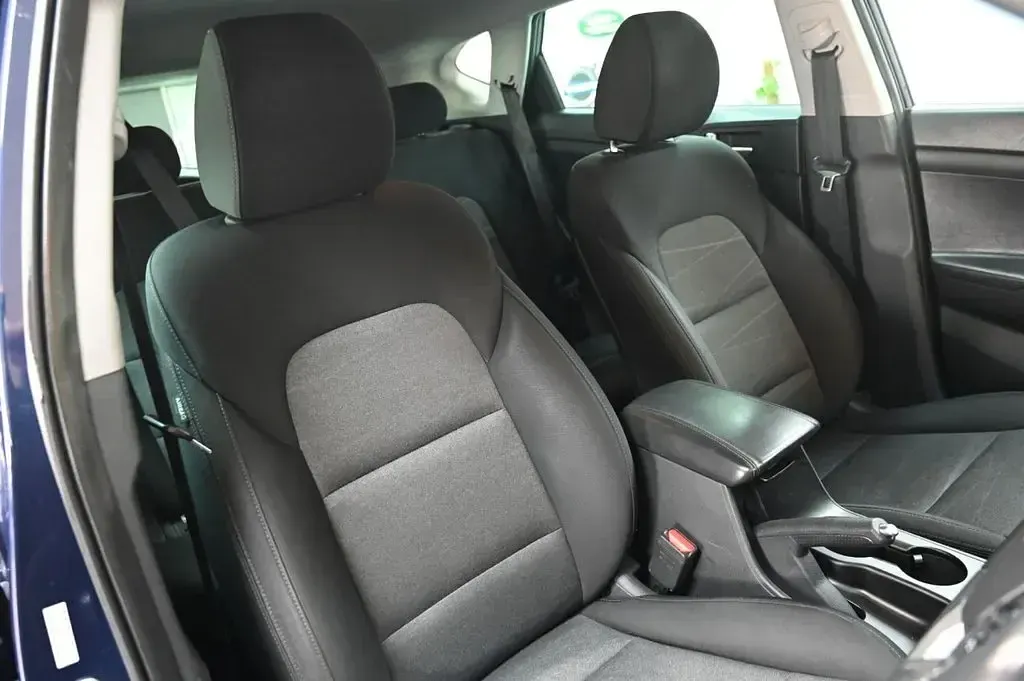 Used Hyundai Tucson SE 177 HP (130 kW) 2019 Blue SUV