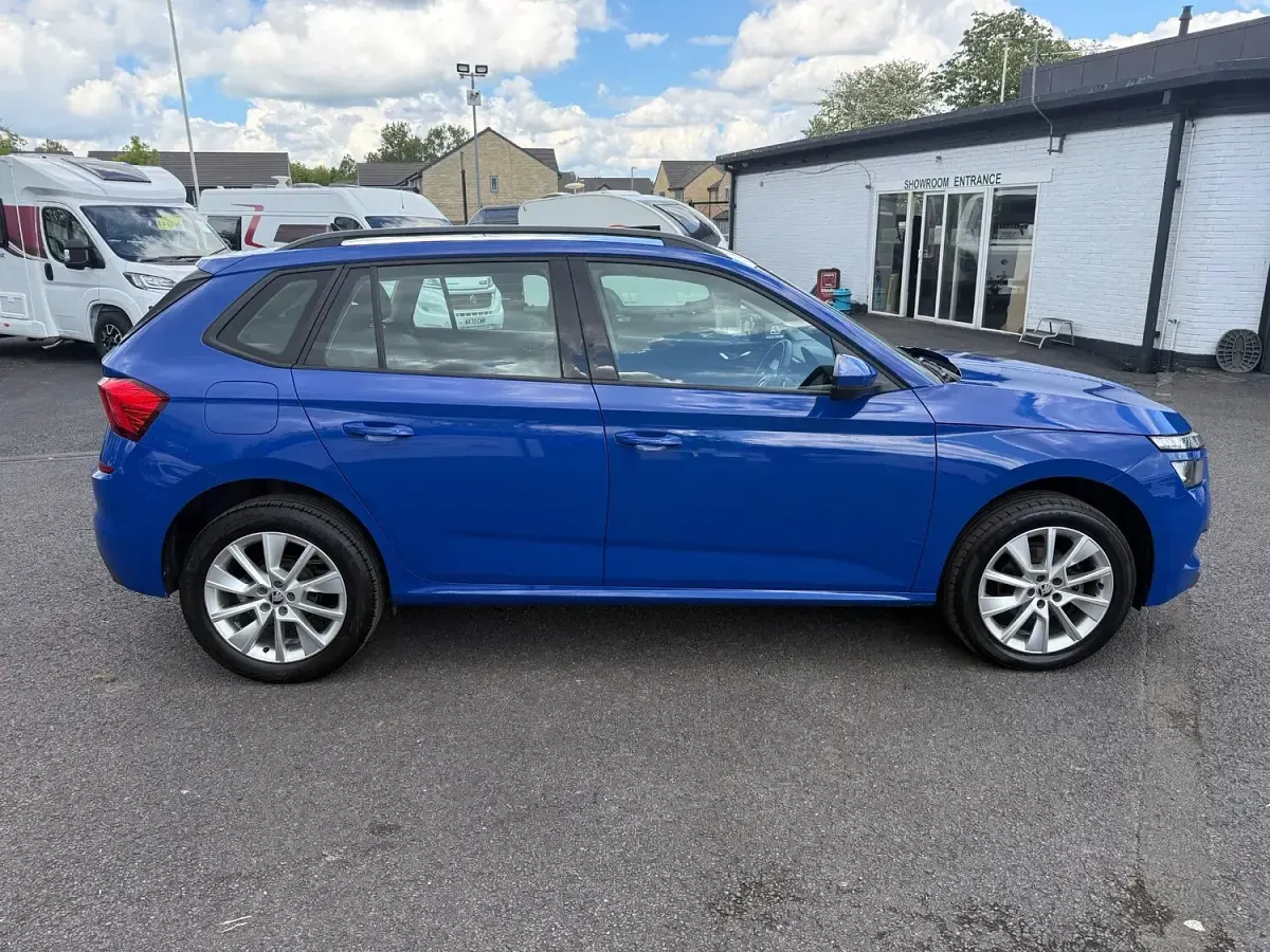 Used Skoda Kamiq SE 115 HP (84 kW) 2020 Blue SUV