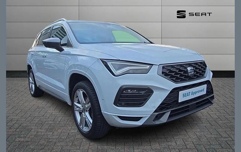 White Used 2023 Cupra Formentor SUV | £19,745 (Super price) - Image 1/4