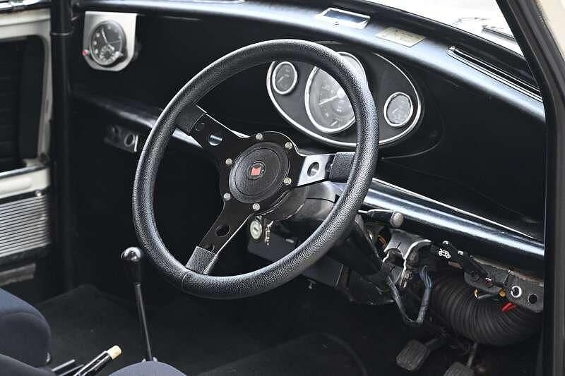 Used Austin Mini 1968 White/black