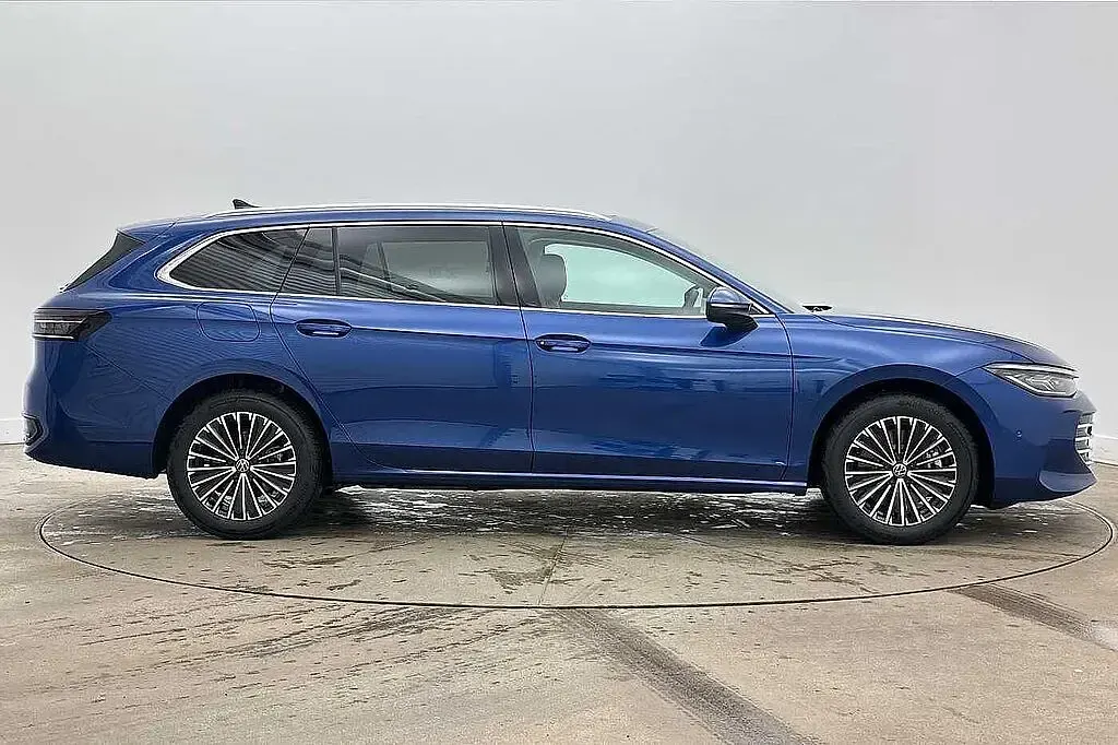 New VW Passat 204 HP (150 kW) 2026 Estate